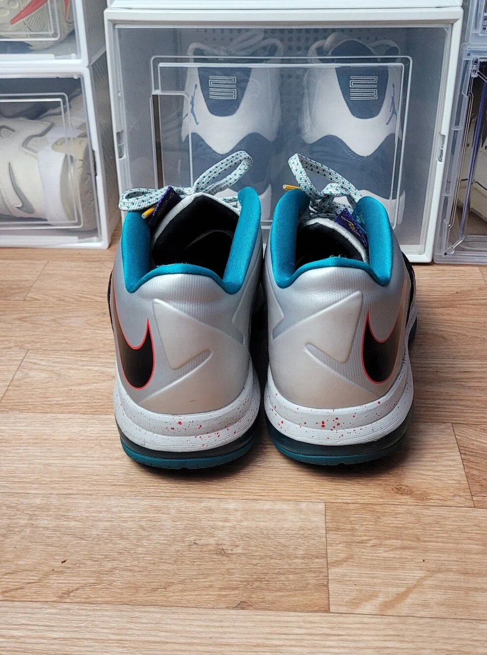 Size 12 - Nike Air Max LeBron 10 Low Tropical Teal Platinum 2013